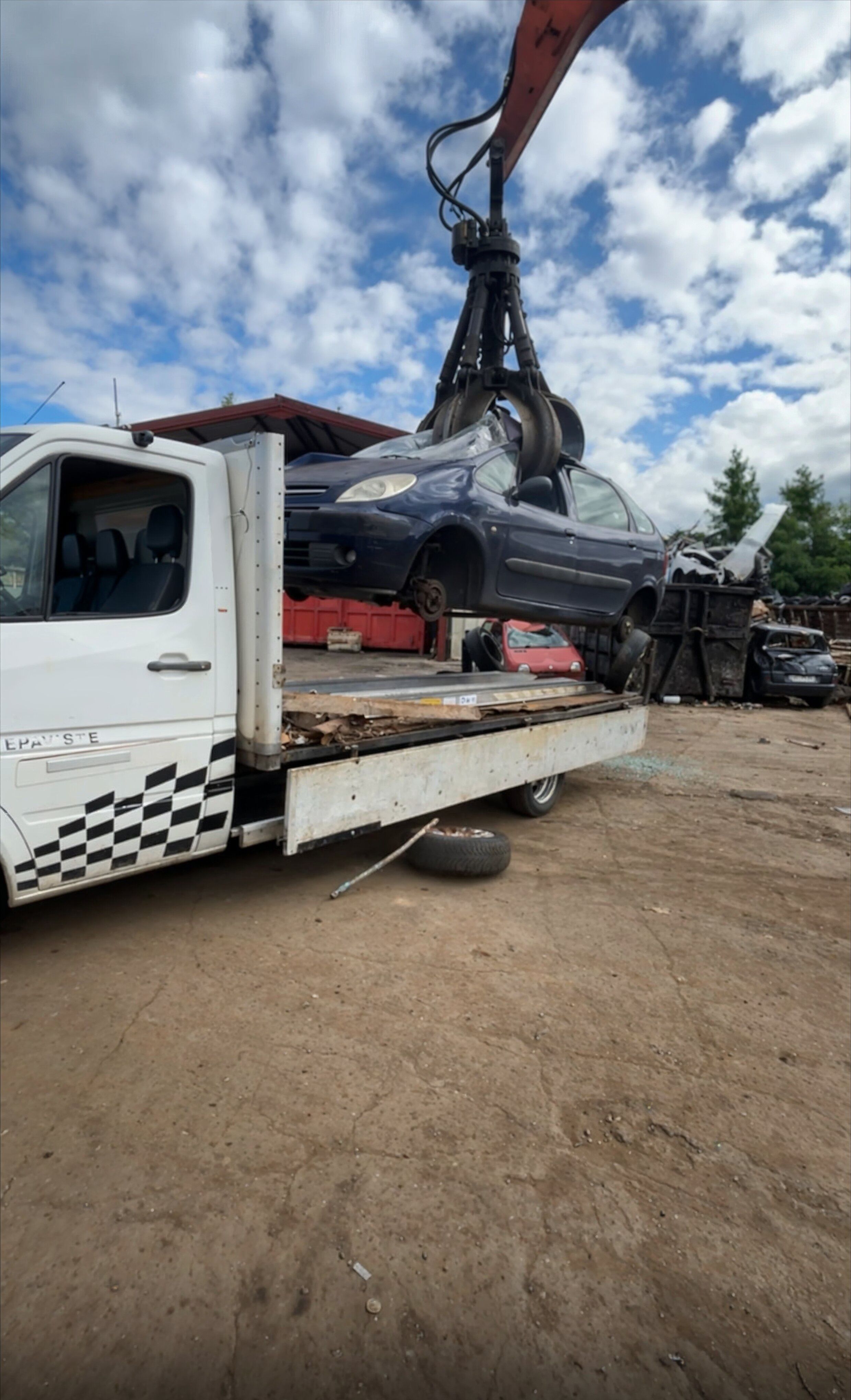 Enlevement véhicule accidente beaune 21200 - Enlèvement d'épave gratuit à Beaune